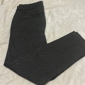 Old Navy Pixie Pants Black and White diamonds